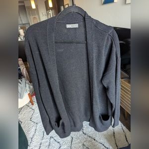 Black oversized cardigan with pockets and open front, plus size